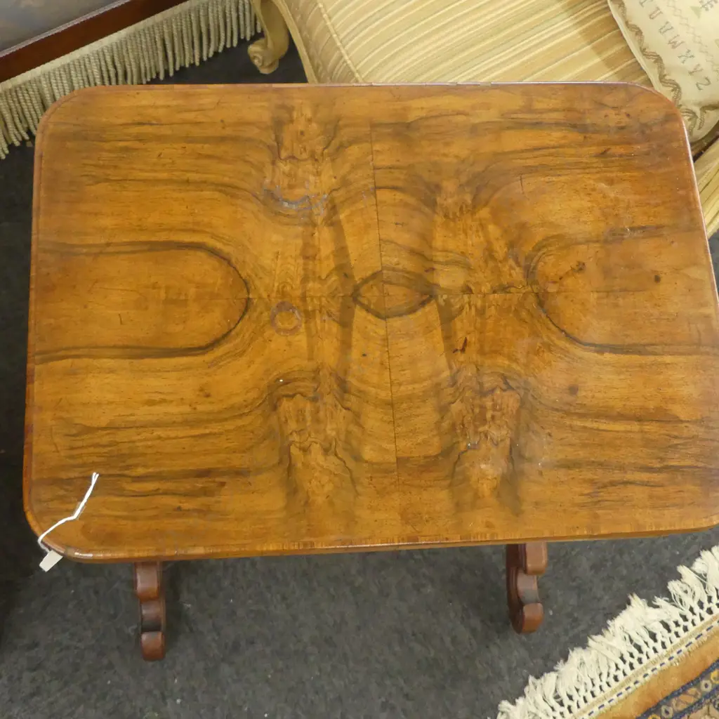 VICTORIAN WALNUT SEWING TABLE W.575mm Image 1++
