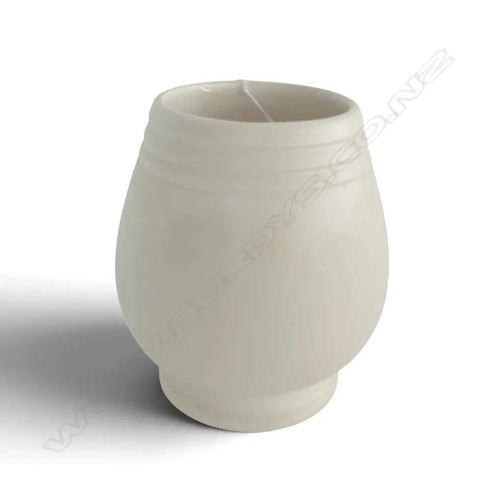 CROWN LYNN HAND POTTED VASE H.125mm Image 1++