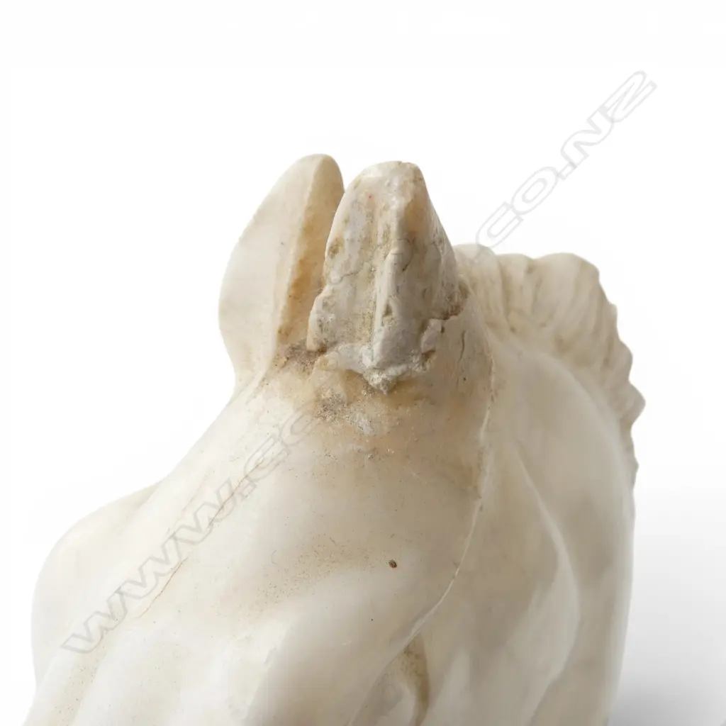 PR ALABASTER HORSE HEAD BOOKENDS, H.210mm Image 1++