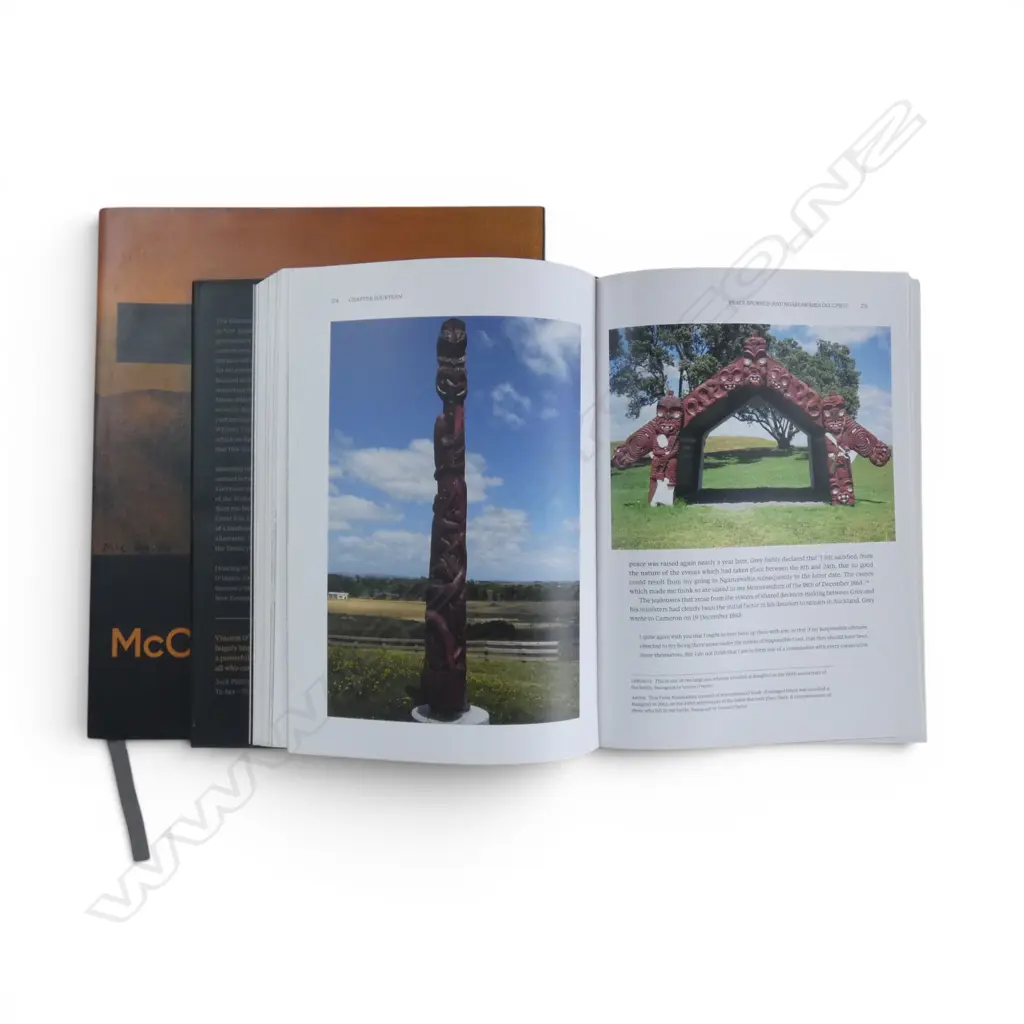 2 LRG BOOKS; 'MCCAHON COUNTRY' by JUSTIN PATON & 'THE GREAT WAR for NEW ZEALND' by VINCENT O'MALLEY Image 1++