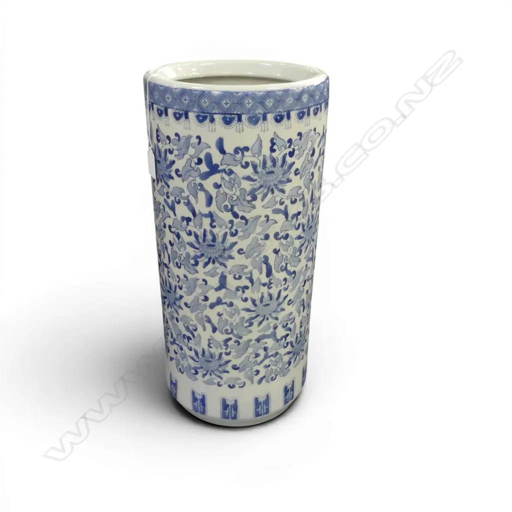 B/W UMBRELLA STAND H.480mm Image 1++