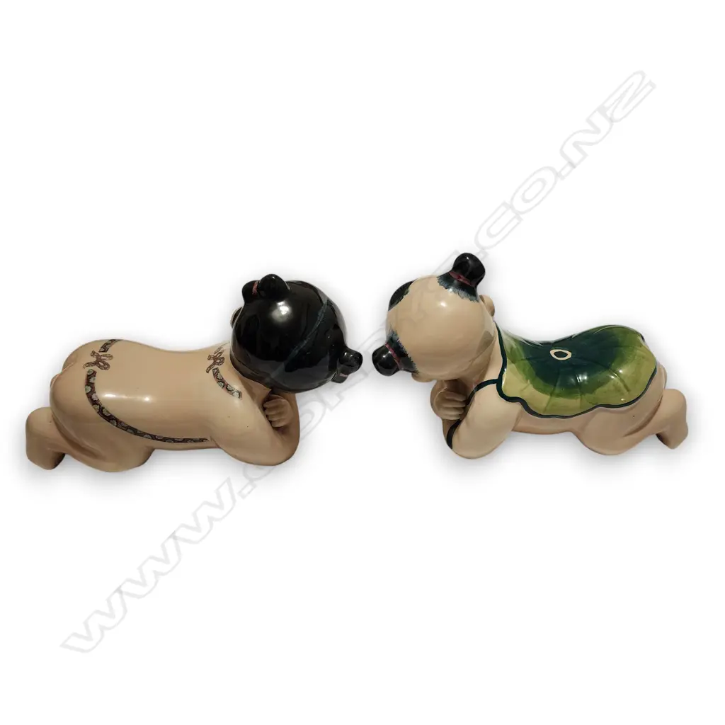 VINTAGE CHINESE HAND-PAINTED PORCELAIN CRAWLING BABY FIGURE OFTEN REFERRED TO AS A "PIANO BABY" 450 x 250H mm Image 1++