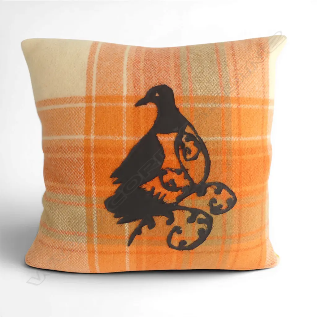 VINTAGE NZ CUSHION WITH FEATHER INNER, 420 X 420MM Image 1++