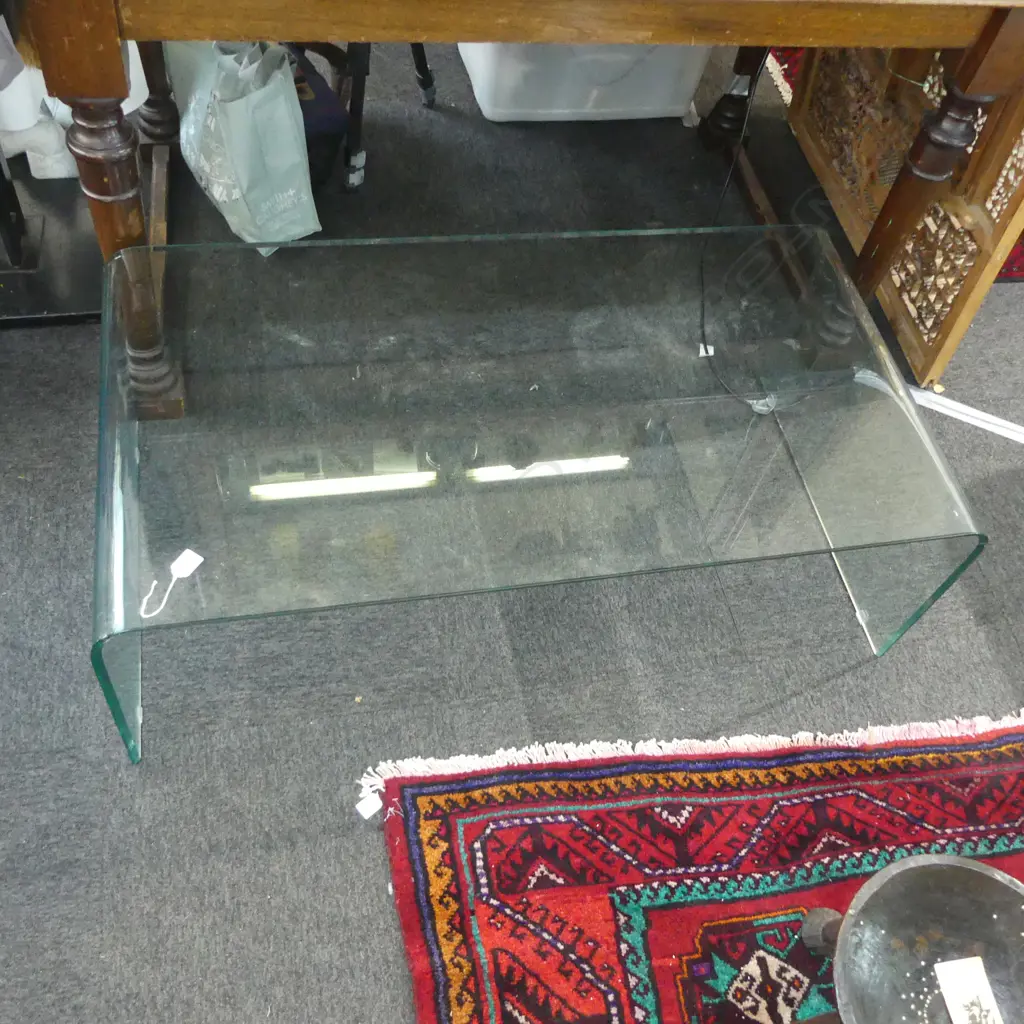 CONTEMPORARY GLASS COFFEE TABLE 1200x620x395mm Image 1++