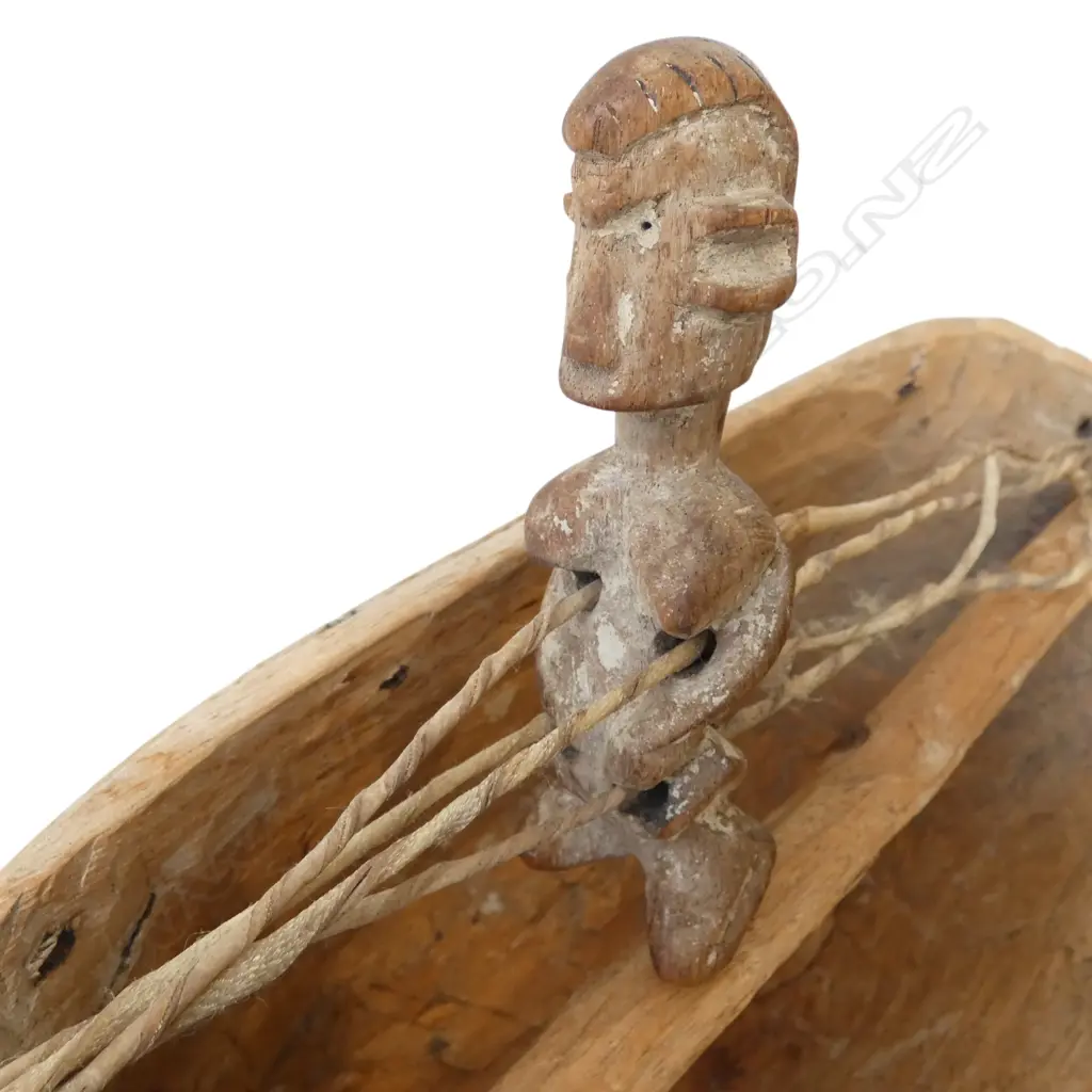 PACIFIC ISLAND CARVED WOODEN CEREMONIAL INSTRUMENT L.1000mm Image 1++