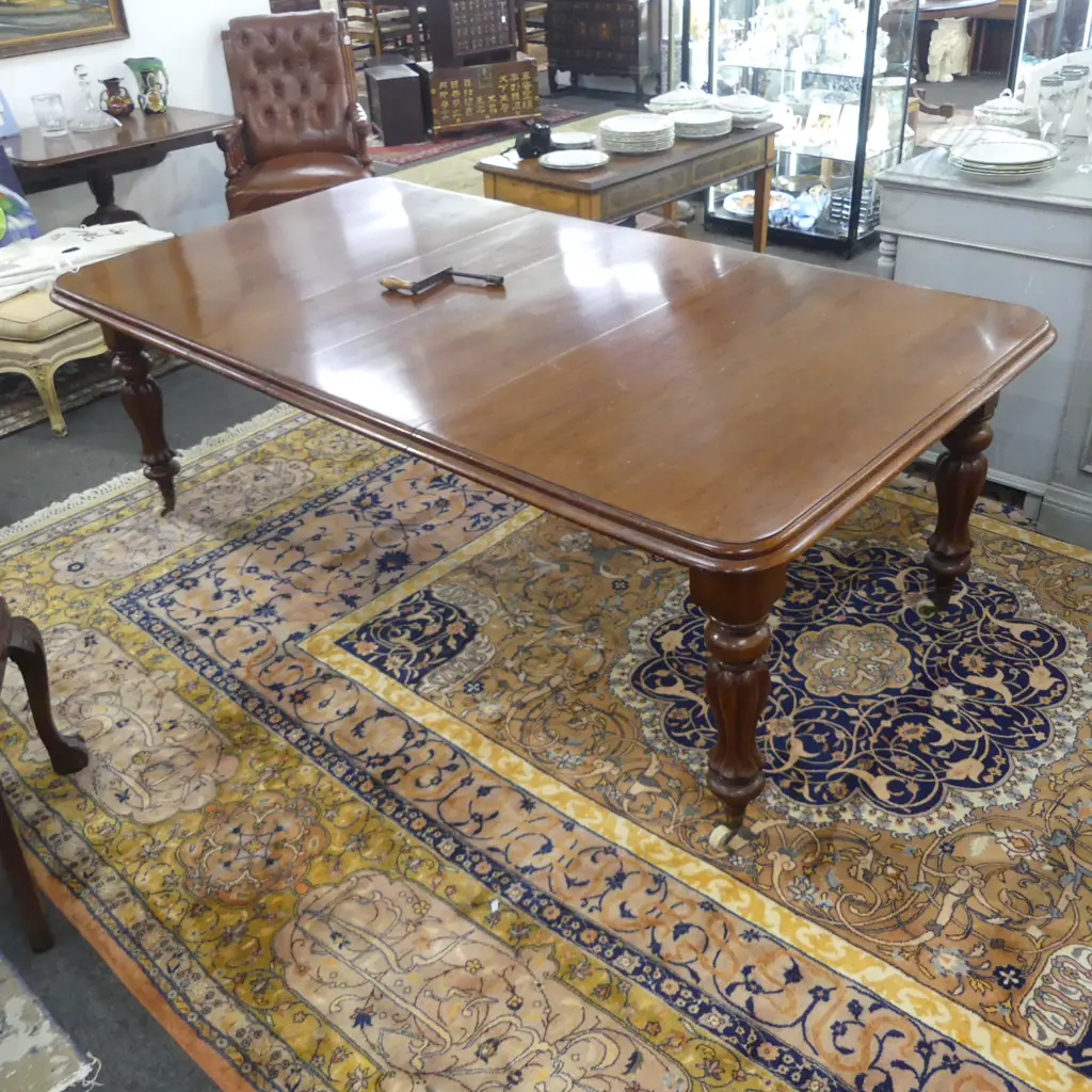 VICTORIAN EXTENSION DINING TABLE w. 2 LEAVES + CRANK H.740mm Image 1++