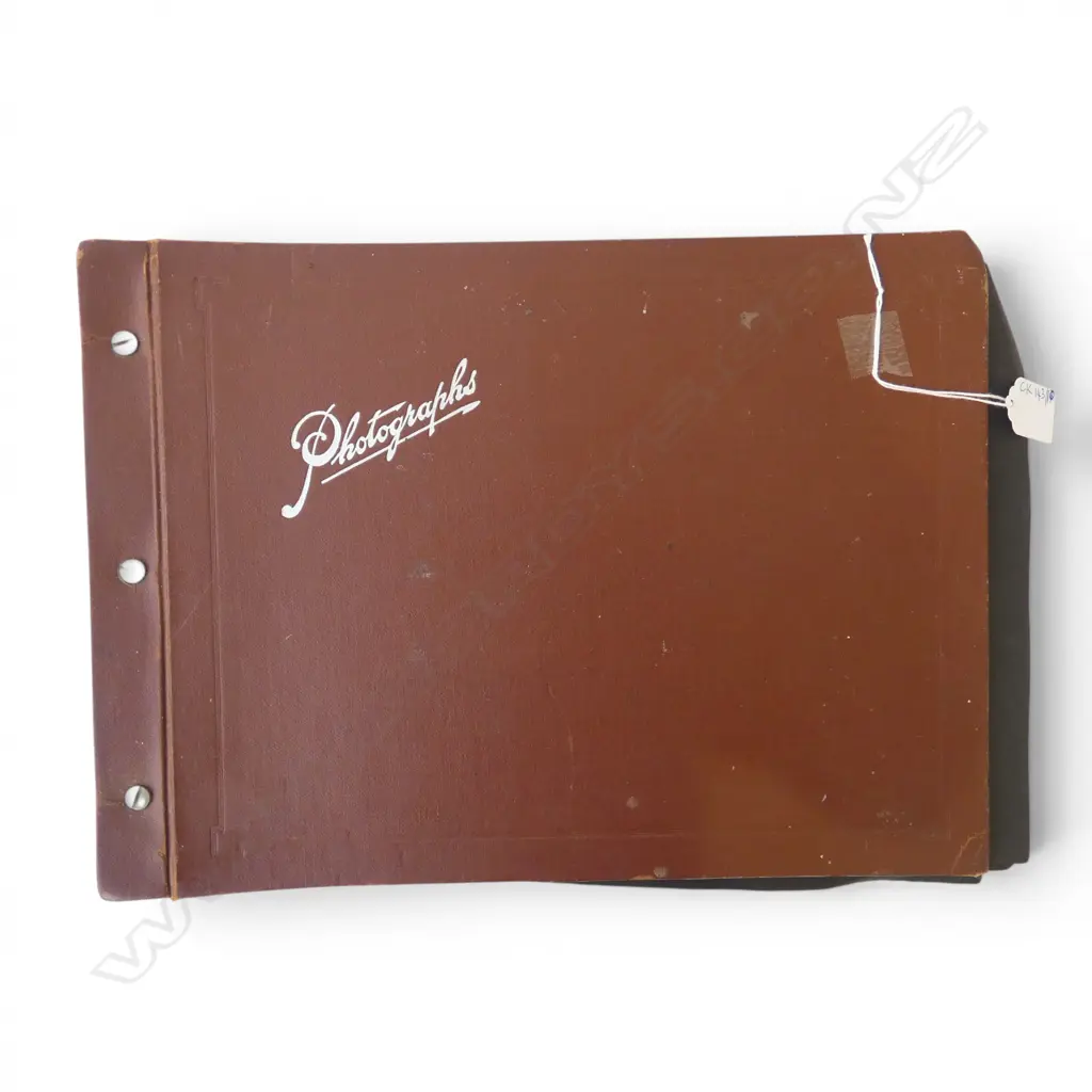 PHOTO ALBUM; WEST INDIES CRICKET TEAM 1952-53 Image 1++
