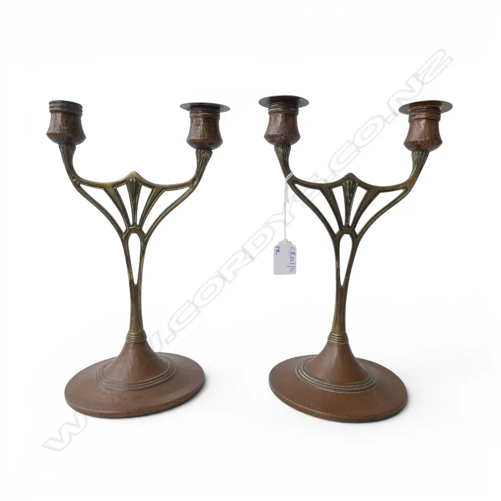 PR ARTS & CRAFTS COPPER CANDLESTICKS H.290mm Image 1++