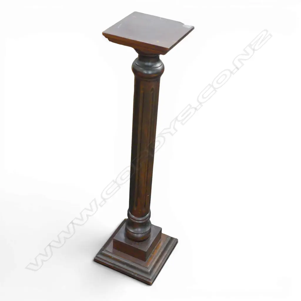 WOODEN PLANT STAND PLINTH H.920mm Image 1++