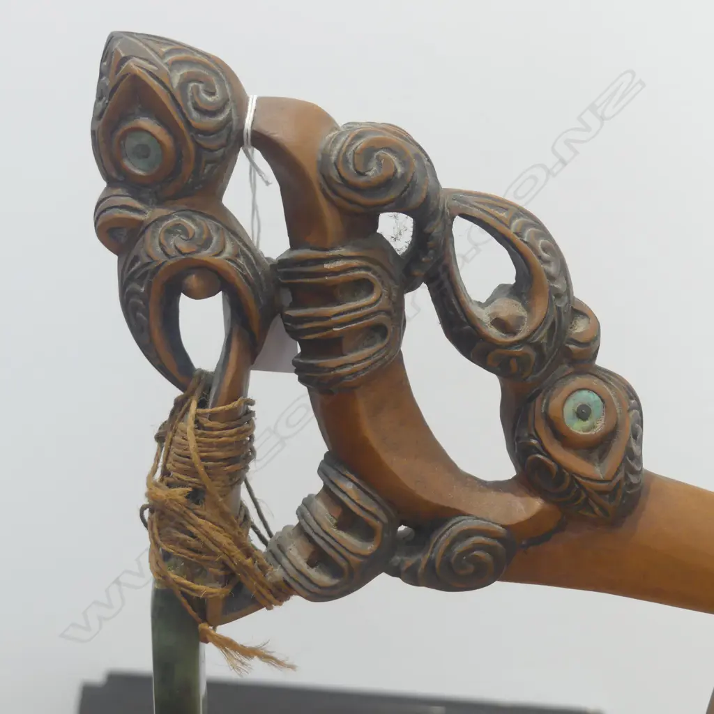 MAORI TOKI POUTANGATA, CARVED WOODEN HANDLED POUNAMU ADZE, binding requires attention, H.330x420mm Image 1++