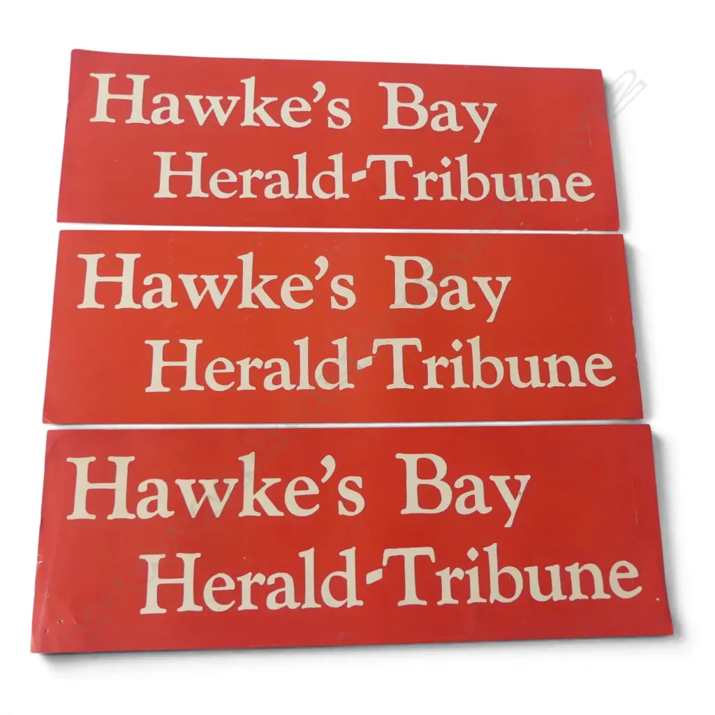 3 'HAWKE'S BAY HERALD-TRIBUNE vintage card SIGNS 150 X 440mm Image 1++