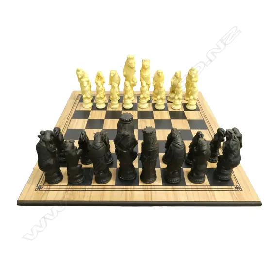 CHESS BOARD WITH CERAMIC CHESS PIECES & INTRO TO CHESS BOOK