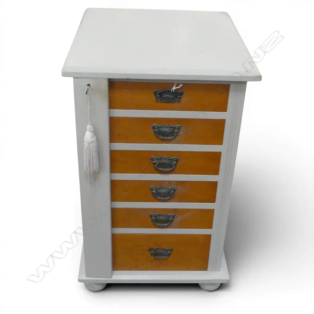 SMALL COLONIAL KAURI WELLINGTON CHEST CHALK PAINTED PARISIAN LINEN (good for jewellery) 430 x 500 x 720mm Image 1++