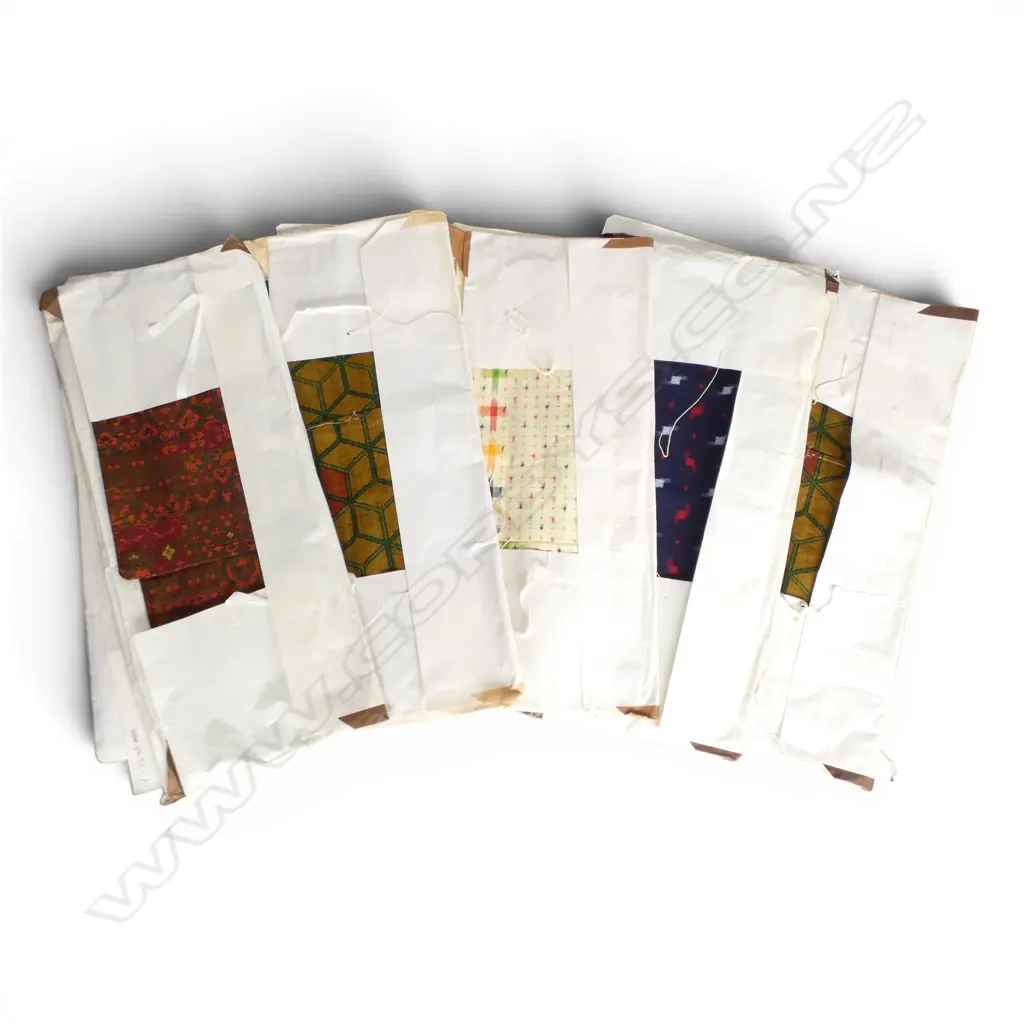 5 VARIOUS VINTAGE JAPANESE FINE KIMONO RICH COLOURS & FABRICS Image 1++