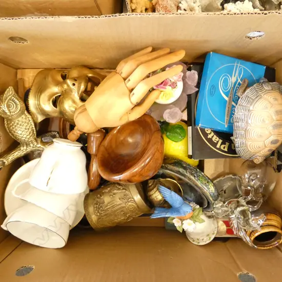 ASST. COLLECTIBLES  