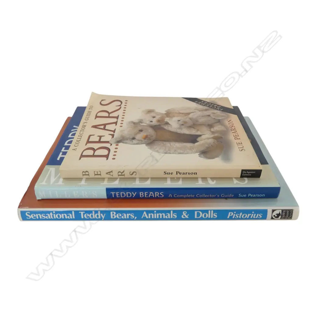 3 ANTIQUE TEDDY BEAR REFERENCE BOOKS – STEIFF ETC, L.325MM Image 1++
