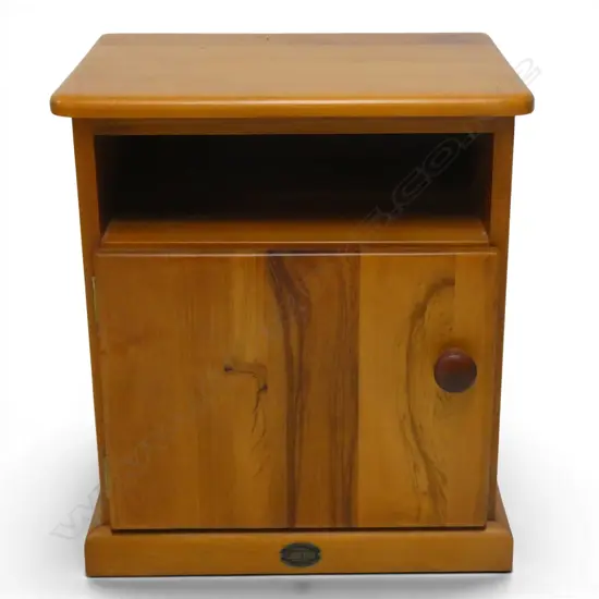 PINE BEDSIDE CABINET W.450mm