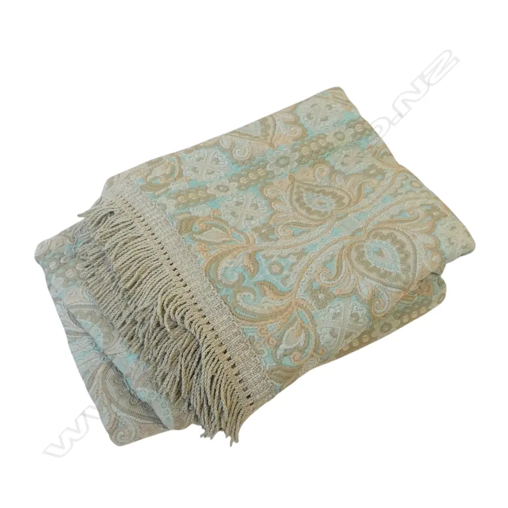 2 BED SPREADS Image 1++