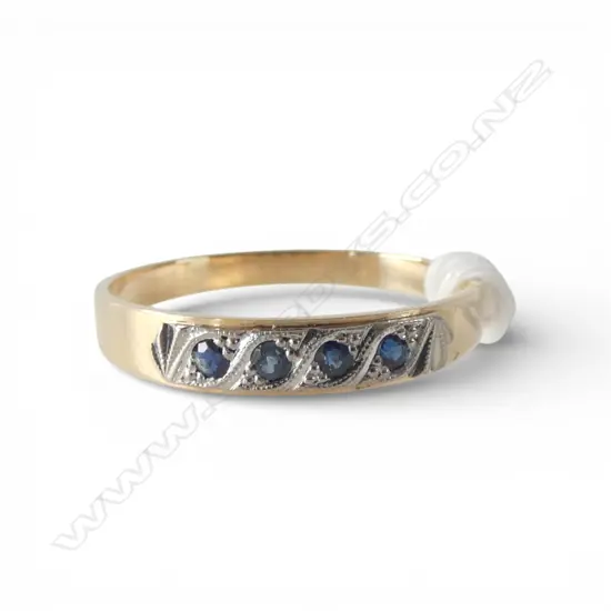 9CT RING  with 4 SAPPHIRES  SIZE W2.3gms