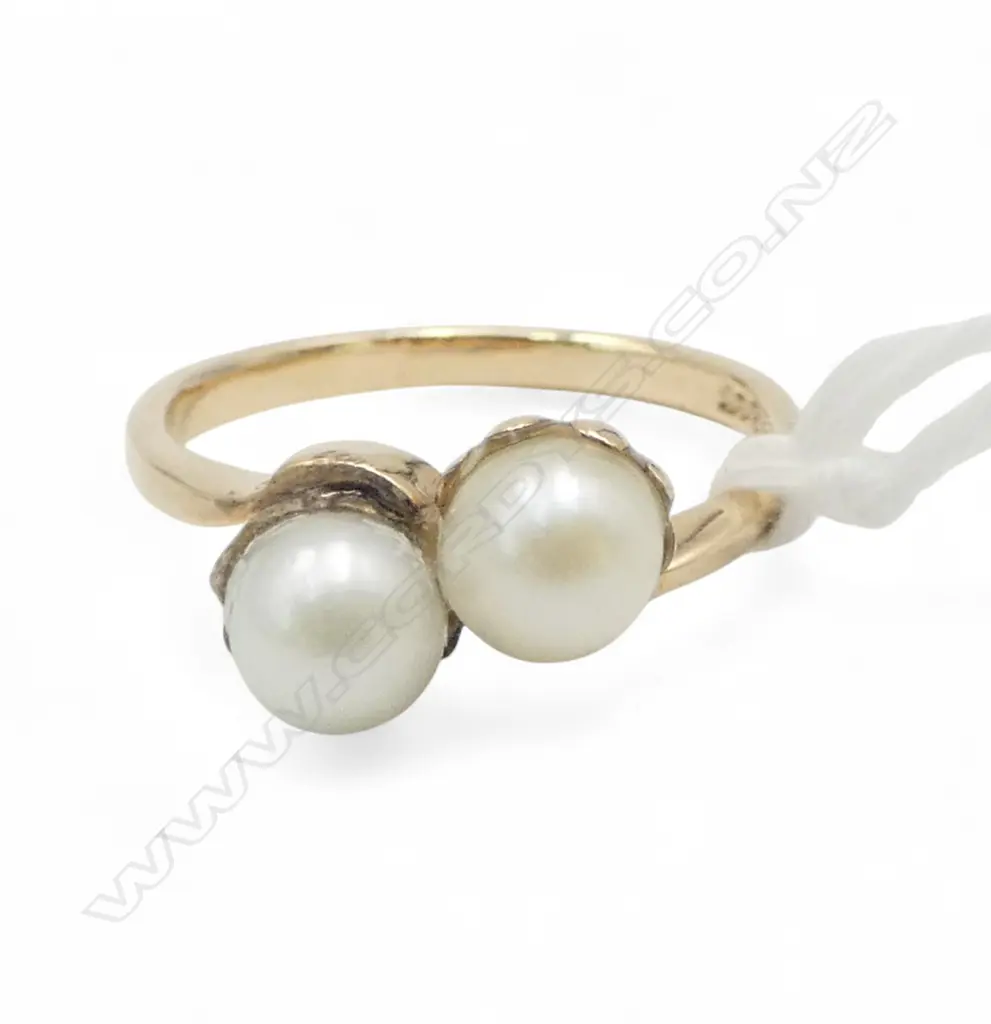 9ct DOUBLE PEARL RING, 2.05gm SIZE K Image 1++