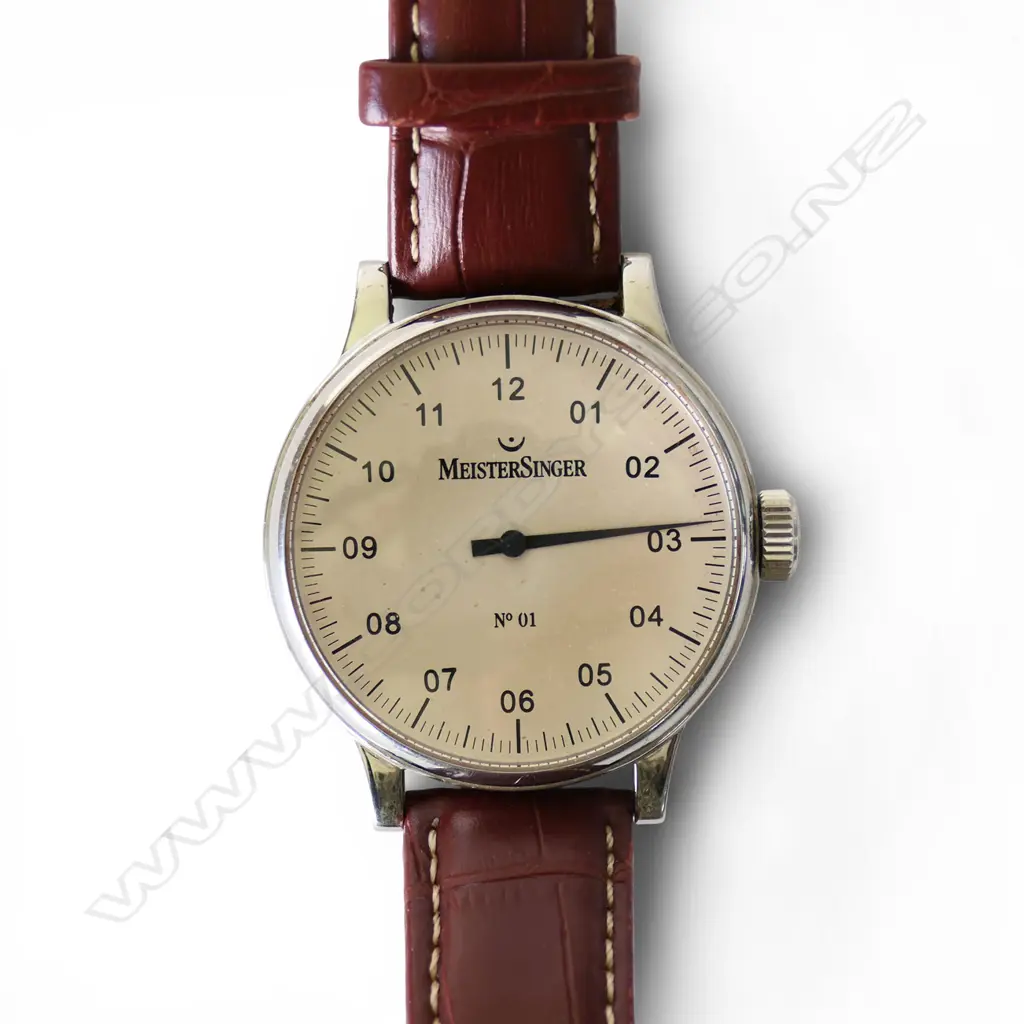 MEISTERSINGER No. 01 MENS ONE-HAND WATCH, LEATHER STRAP, PLUS LEATHER CASE, WORKING Image 1++