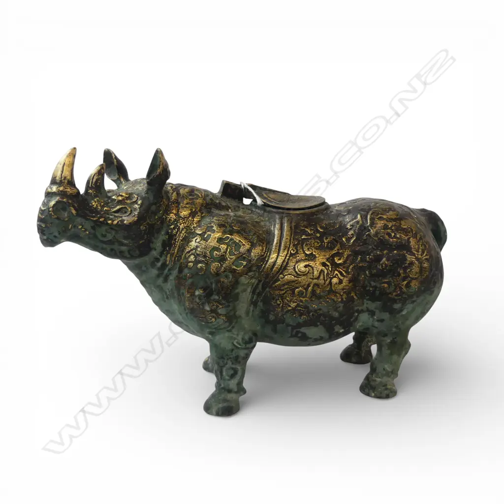 HEAVY BRASS RHINO ORNAMENT w. HINGED LID L.300mm Image 1++