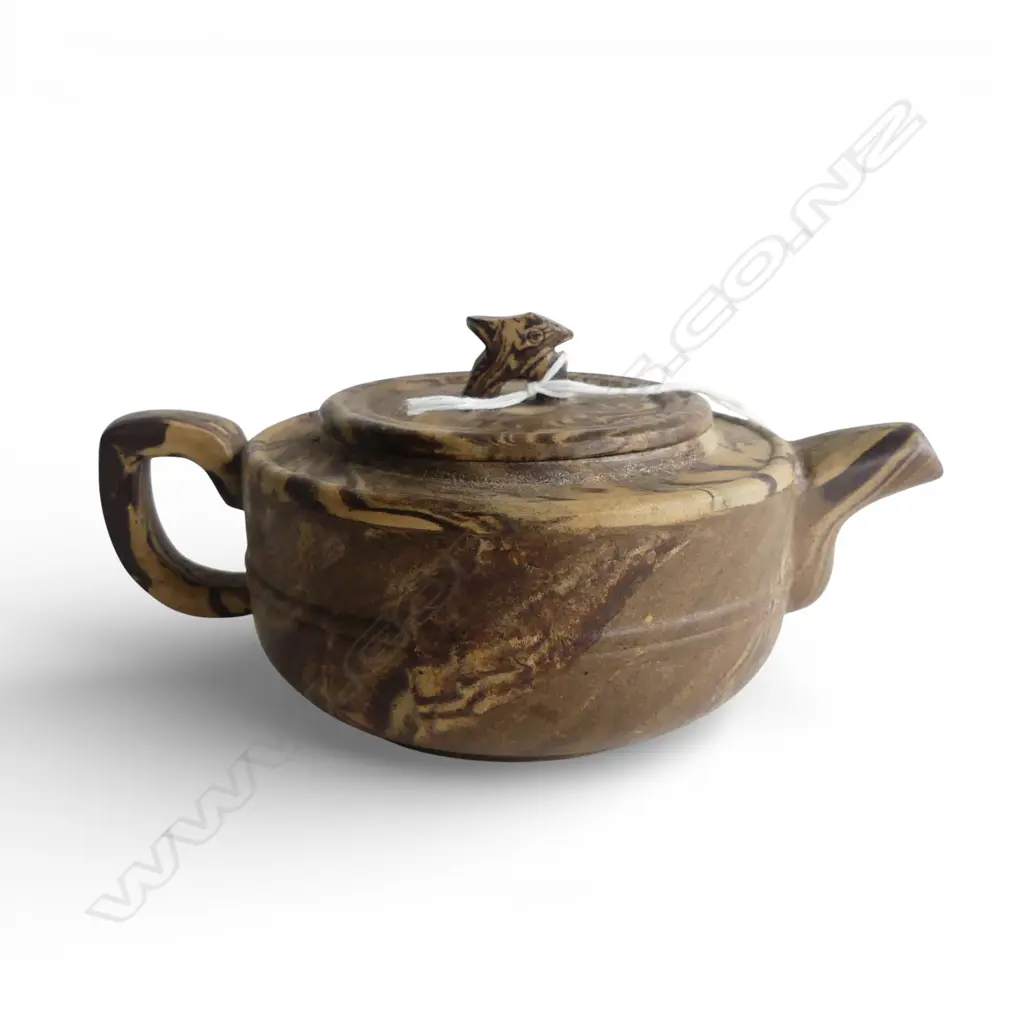 CHINESE AGATE WARE YIXING 2 colour CLAY TEAPOT. Dia.93mm Image 1++