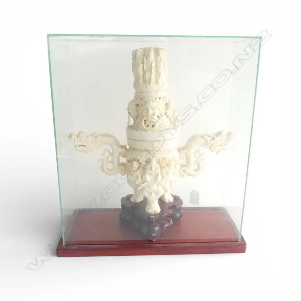 CHINESE RESIN INCENSE BURNER H.410mm in perspex display case 390x160x450mm Image 1++