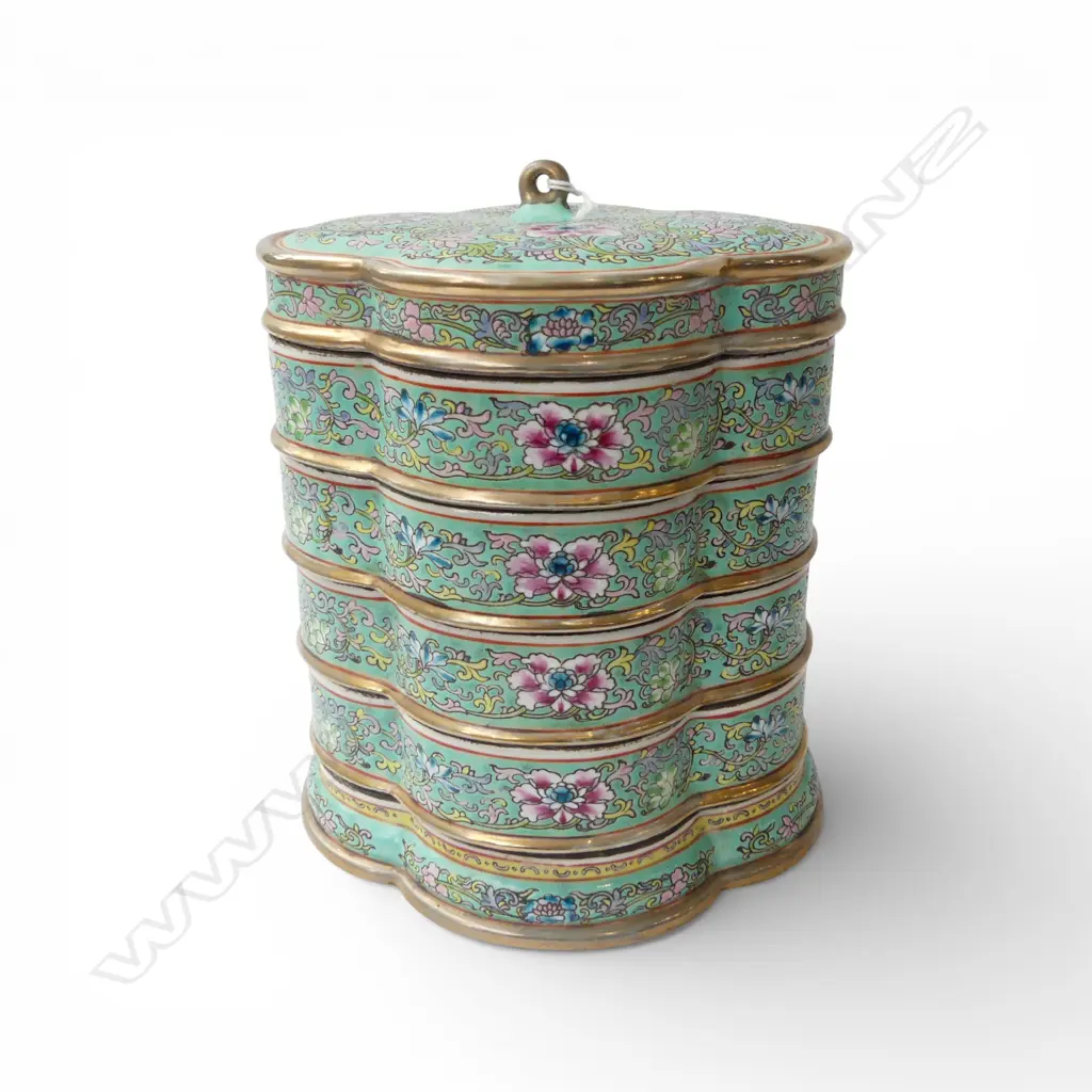 CHINESE FAMILLE ROSE 4 LAYER DISH H.220mm Image 1++