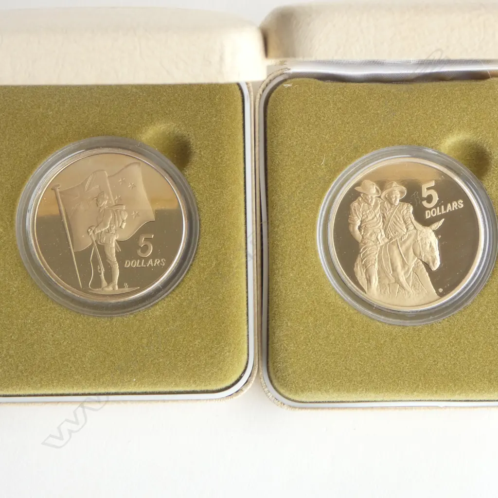 ANZAC COMMEMORATIVE 1990 75th ANNIVERSARY COIN SET Image 1++