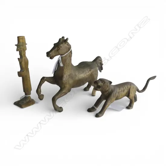 BRONZE FIGURAL BOTTLE OPENER H160MM BRONZE TIGER & HORSE AF
