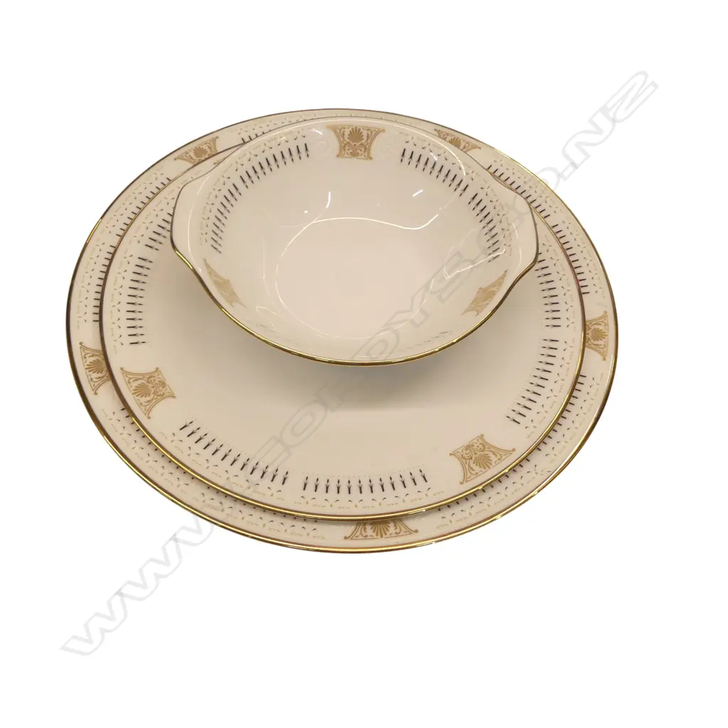 NORITAKE DINNER SERVICE, 'BLAKLEY' PAT, 8 PLACE SETTING Image 1++