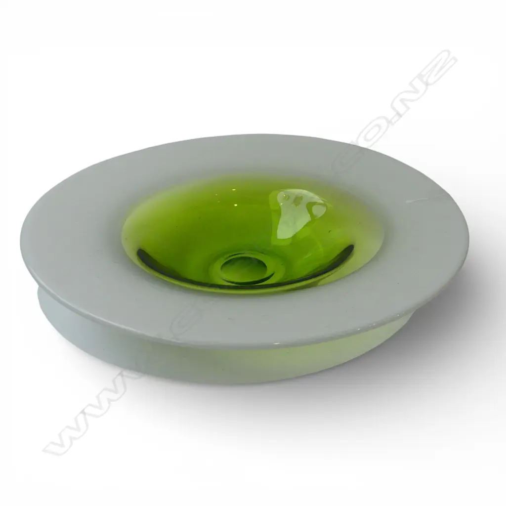 ART GLASS BOWL 410mm dia Image 1++