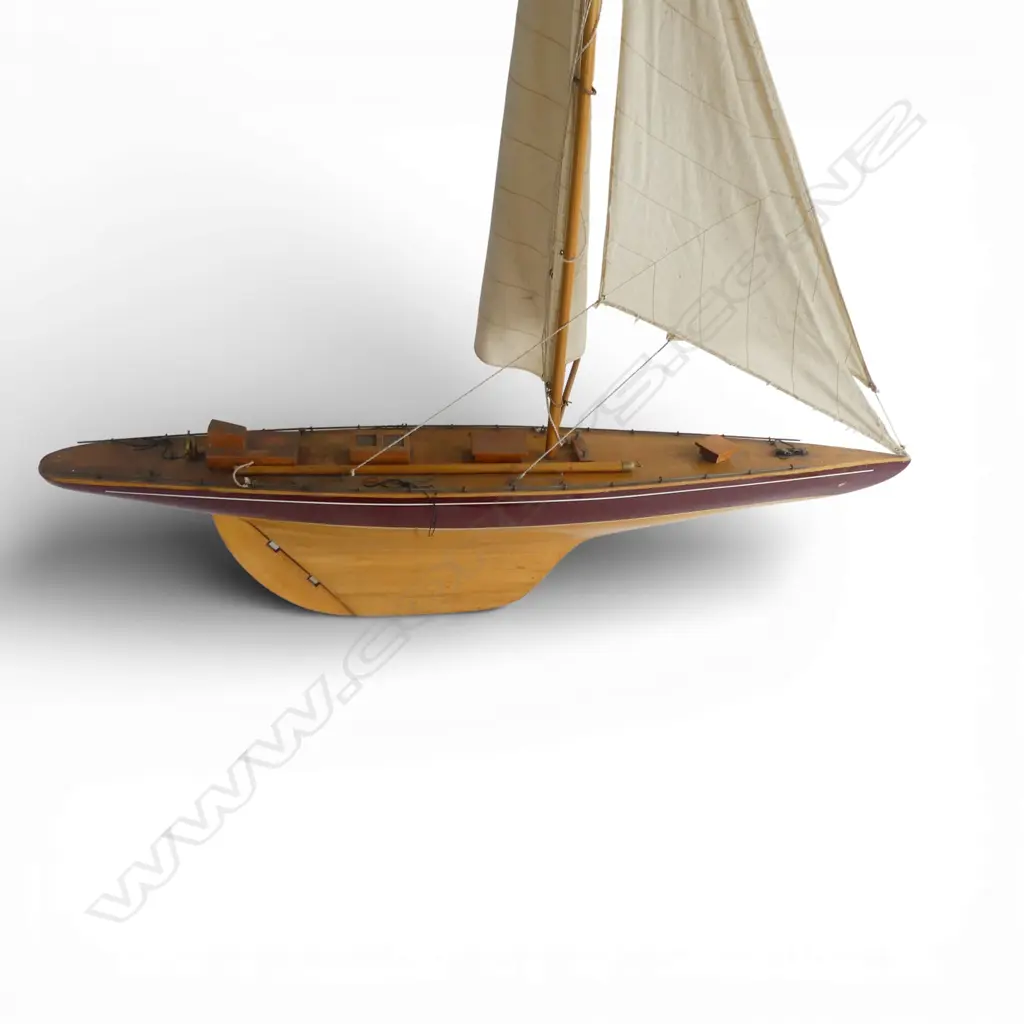 MODEL YACHT H.1200mm L.910mm Image 1++