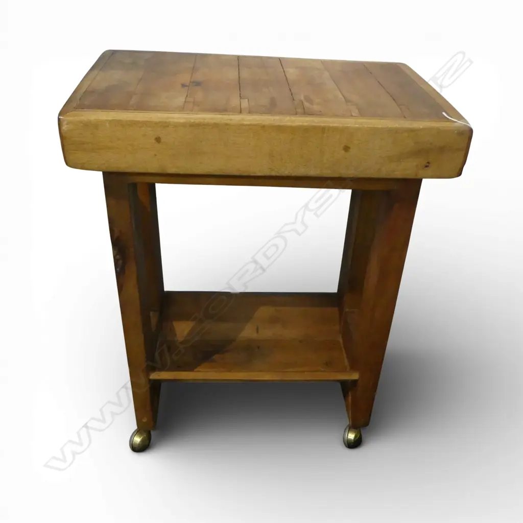 BUTCHERS BLOCK 650x420x850mm Image 1++