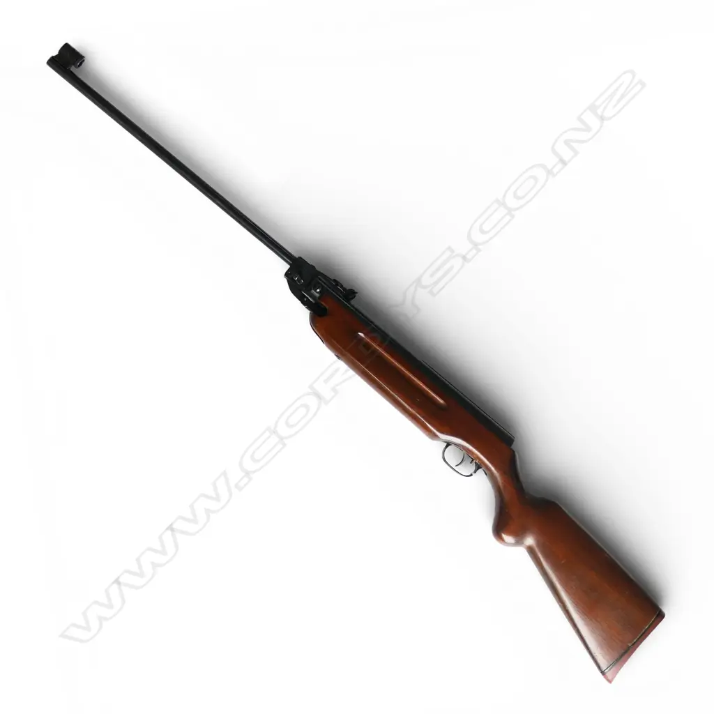 Quality Weihrauch HW 35 spring-powered air rifle. 0.177. 1st produced in 1951 by Weihrauch & Weihrauch Germany. Image 1++