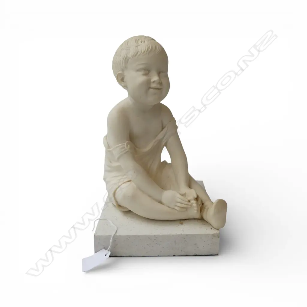 CAST ORNAMENT OF CHILD H.270mm Image 1++