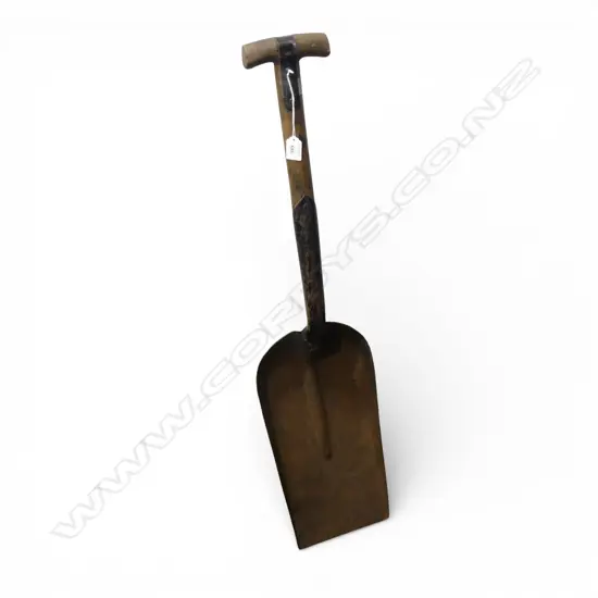 VINTAGE COAL SHOVEL EX. TRAIN FIREMAN L.990mm