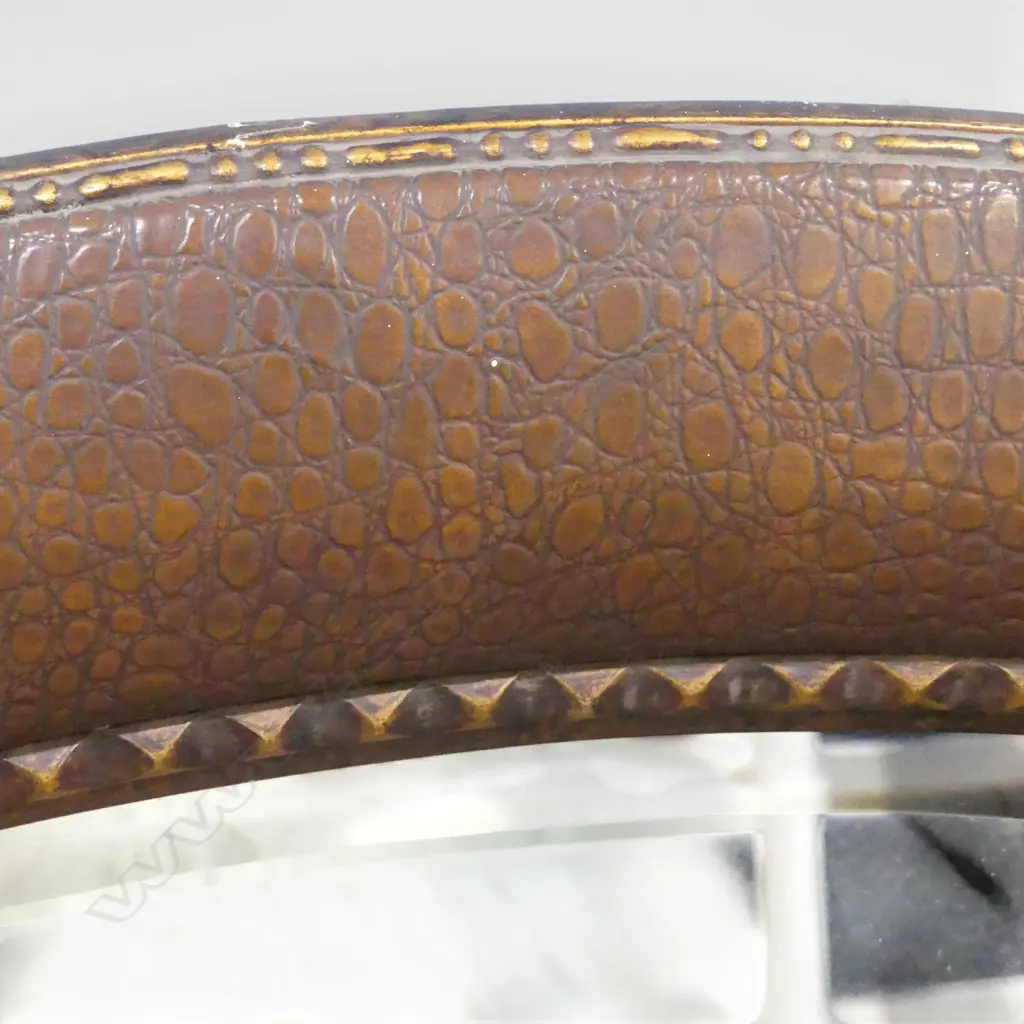 LG OVAL MIRROR 820x1120mm Image 1++