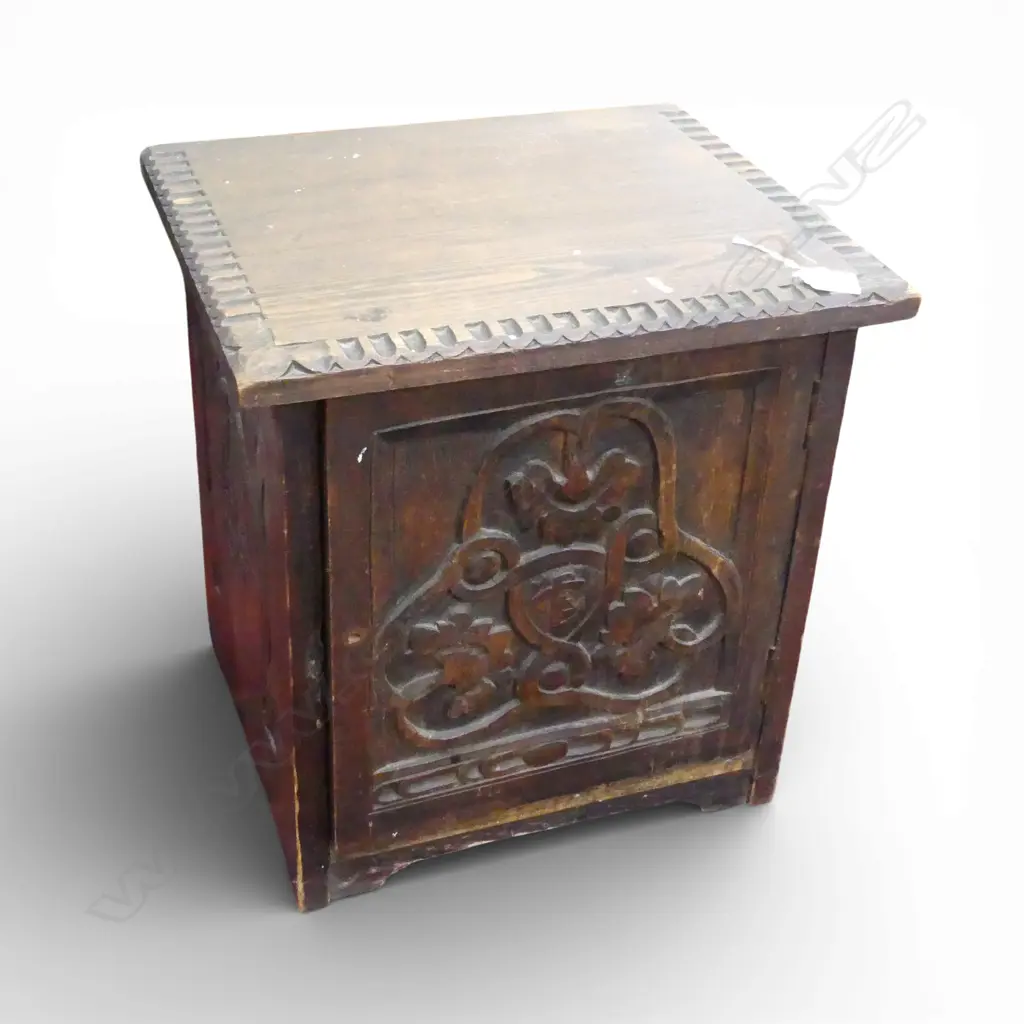 CARVED WOODEN BOX W.430mm Image 1++