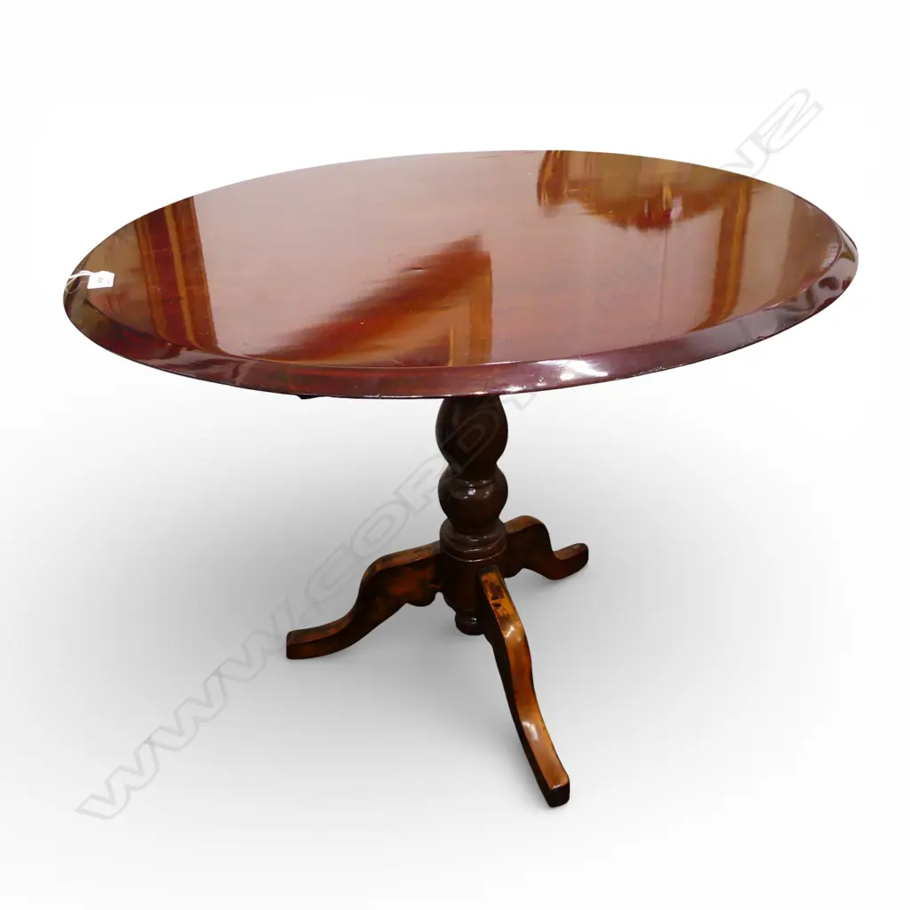 ANTIQUE OVAL SIDE TABLE W.910mm Image 1++