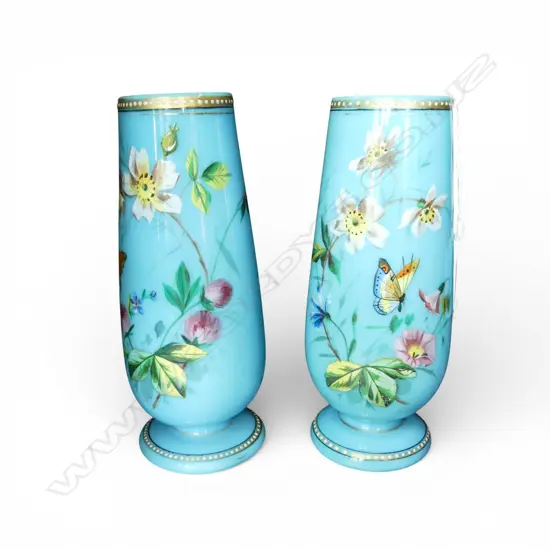 PR VICTORIAN BLUE GLASS PAINTED VASES H.160mm