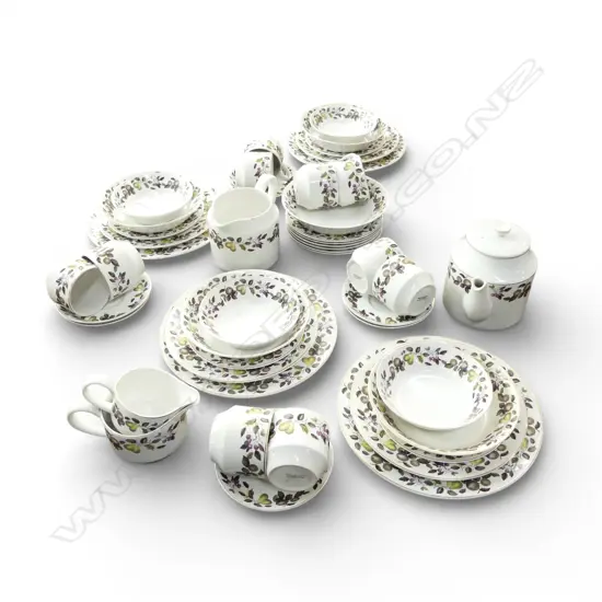 MIDWINTER PART DINNER SET