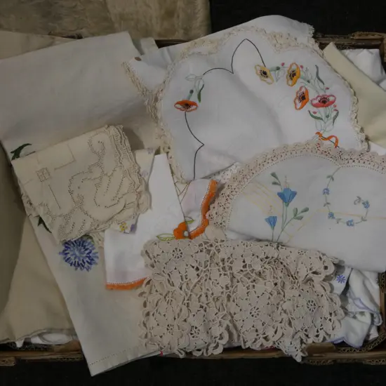 ASST. VINTAGE LINENS 