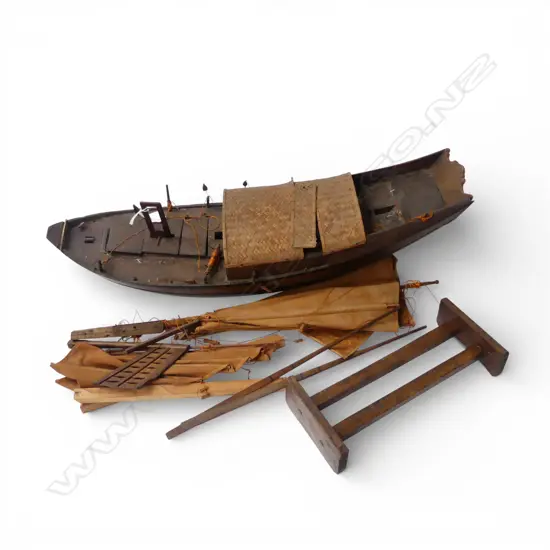 ORIENTAL JUNK BOAT WOODEN MODEL L.570mm