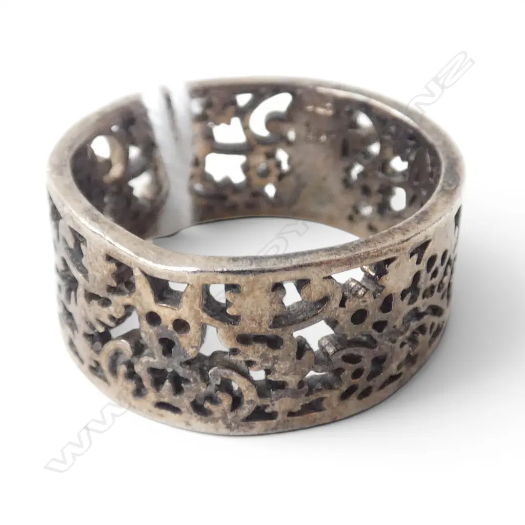 KAREN WALKER STG SILVER RING SIZE P1/2 Image 1++