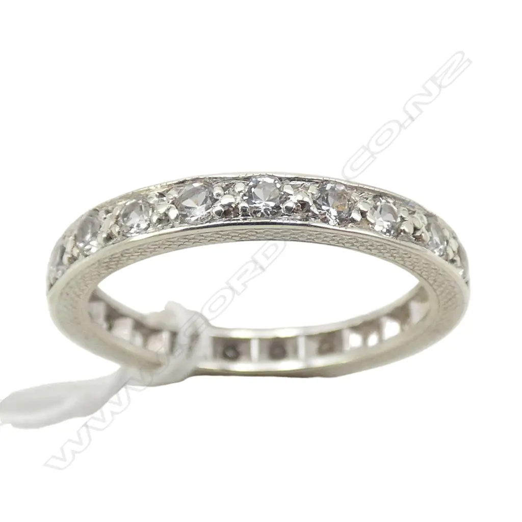 9CT WHITE GOLD WHITE SPINEL FULL CIRCLE RING SIZE L  2.5 grams Image 1++