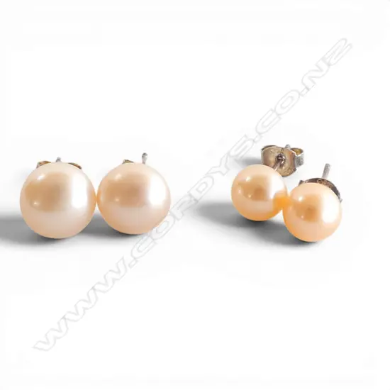 2 PRS STG SILVER & PEARL EARRINGS 