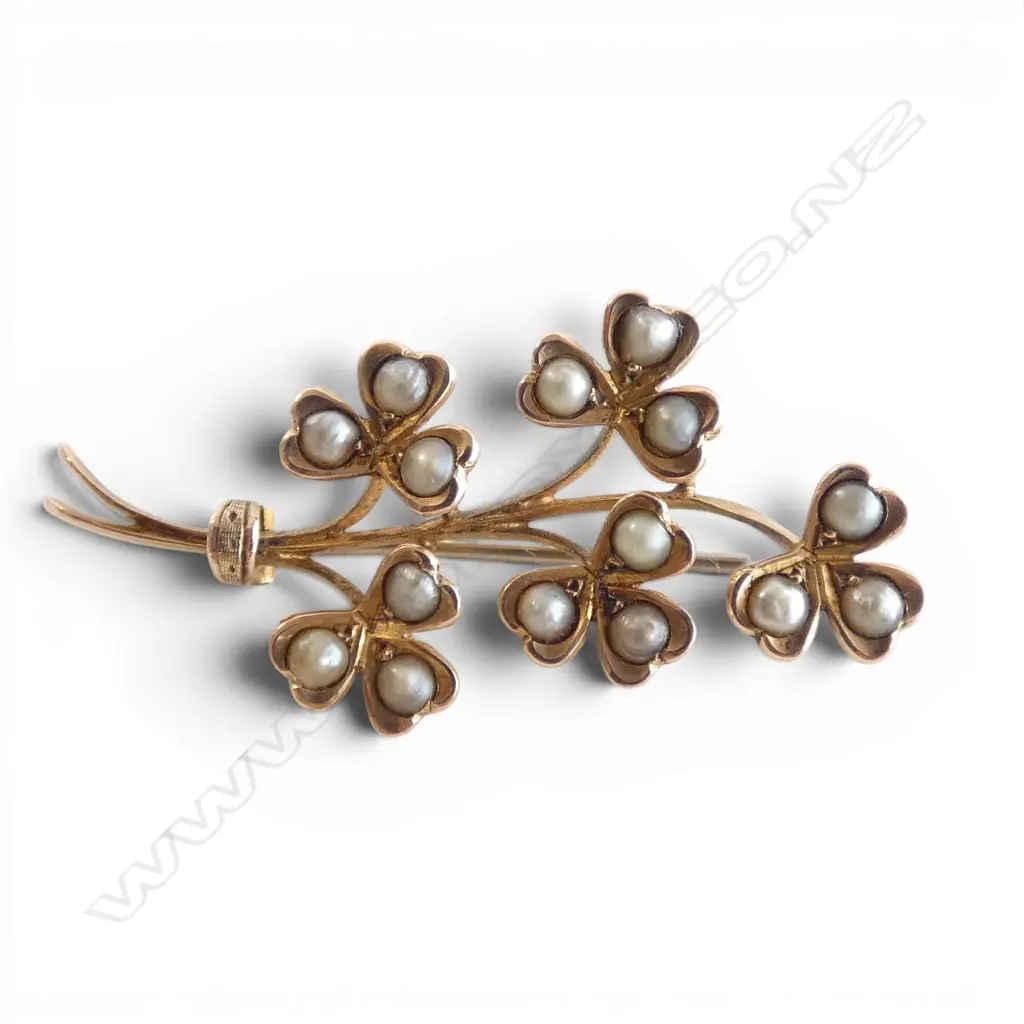 9CT SEED PEARL BROOCH, 2.2gms Image 1++