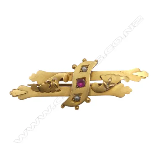 ANTIQUE 9ct GOLD, RED STONE & DIAMOND BROOCH 2.62gms